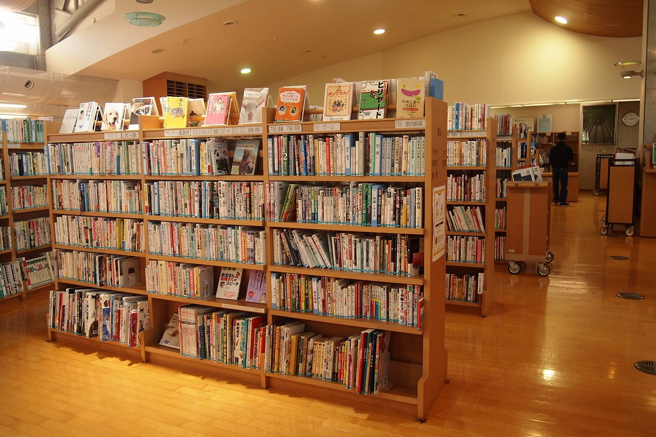 書架